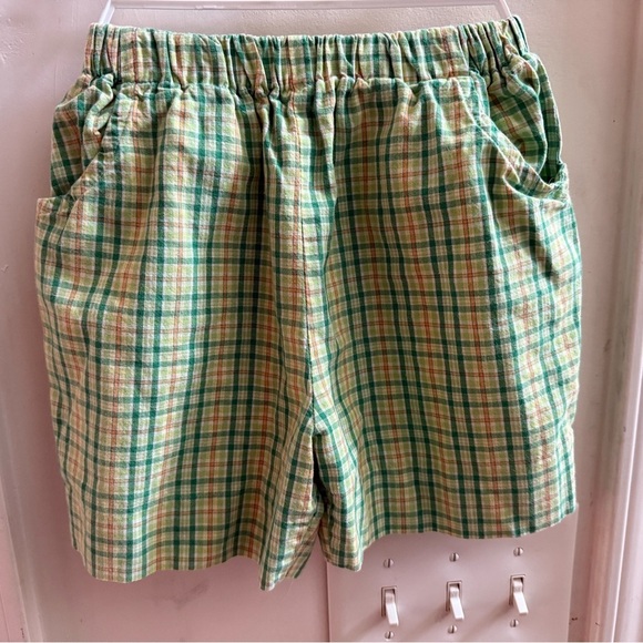 Wish Upon a Star Smocked Turtles Shorts Set - Picture 9 of 11